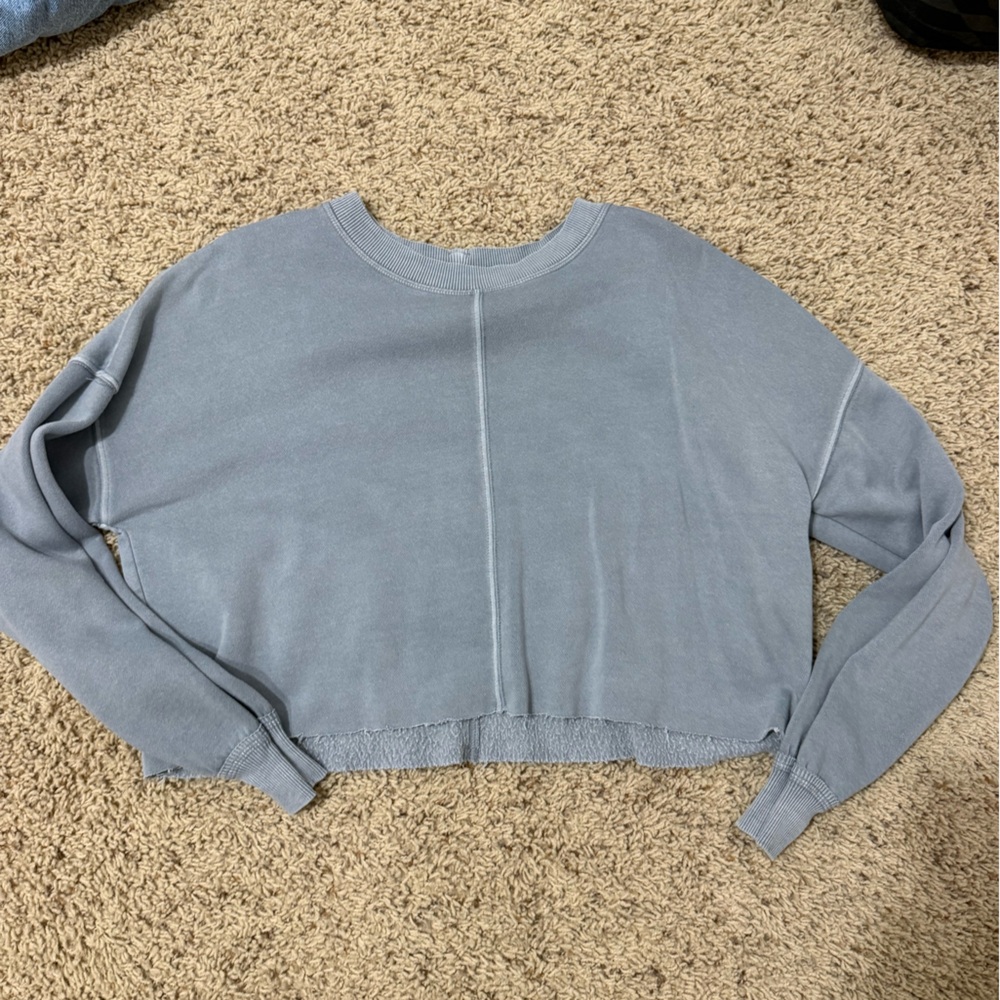 Arizona Jean Company Light Blue Knit Top